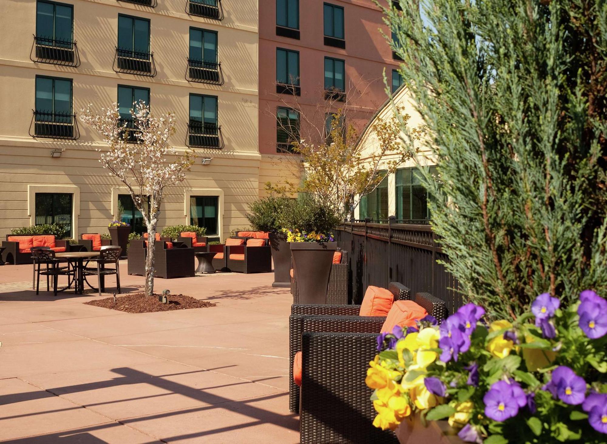 Hilton Garden Inn Atlanta Airport/Millenium Center College Park Εξωτερικό φωτογραφία
