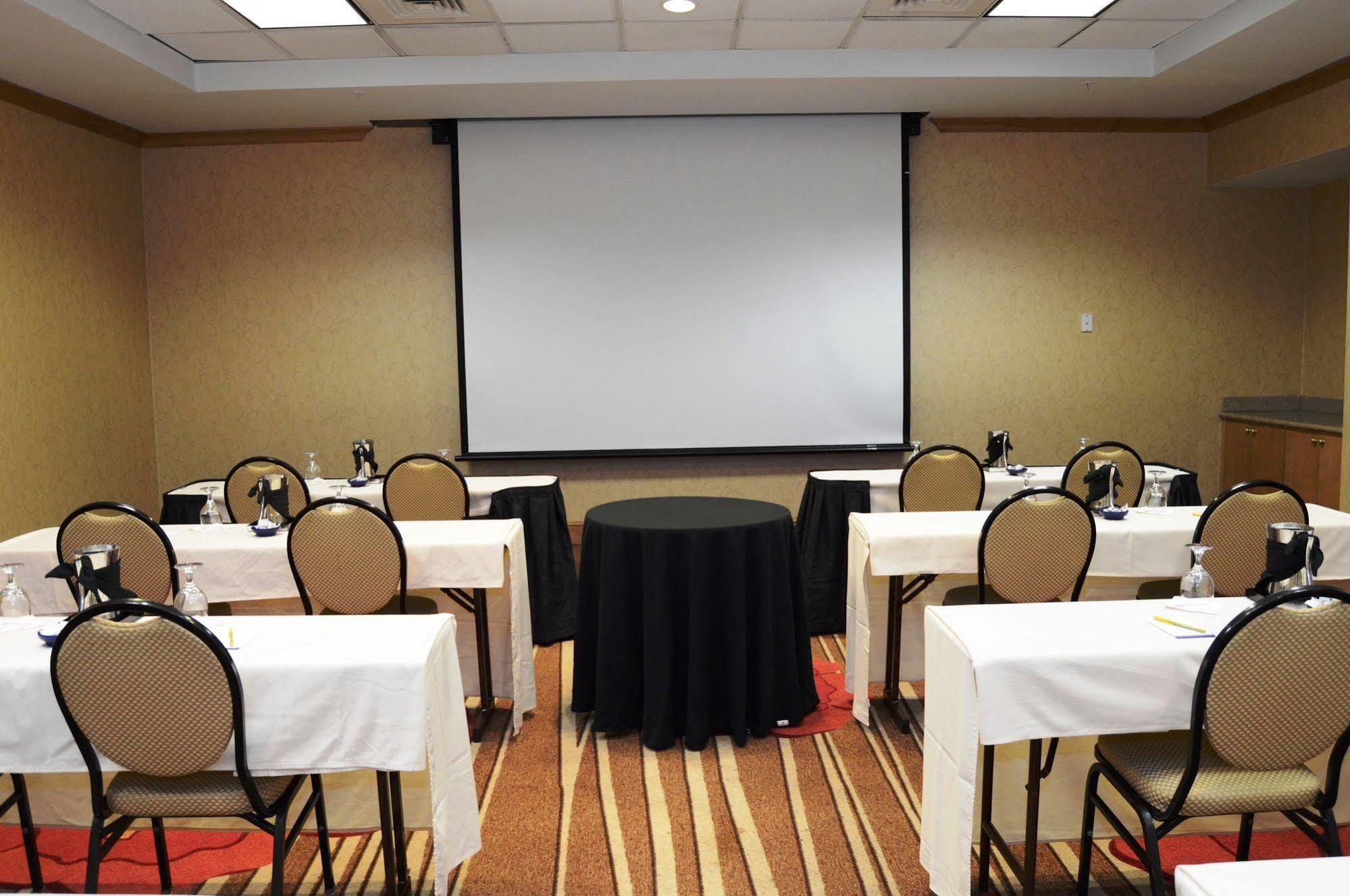Hilton Garden Inn Atlanta Airport/Millenium Center College Park Εξωτερικό φωτογραφία